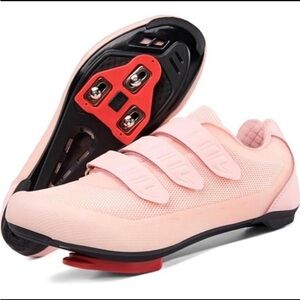 Women’s Pink Cycling Shoes NWOT size 8.5